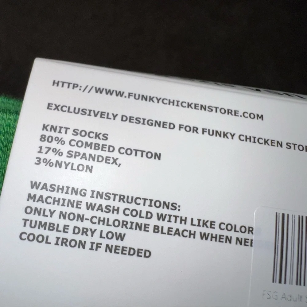 3/$25 🍄 Funky Chicken Key West Mile Zero Rooster Socks Size 9-13 NEW